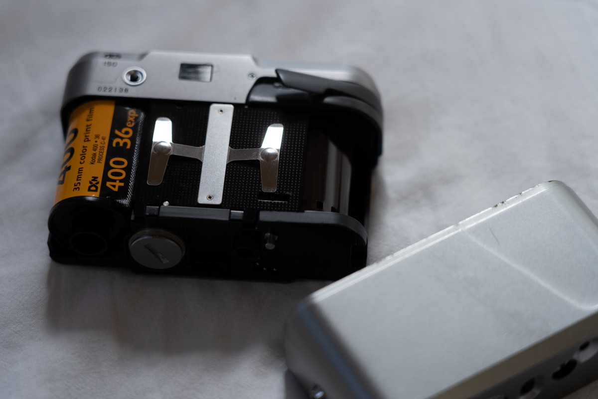 CONTAX T (初代)は隠れた銘”レンジファインダー”コンパクトフィルム