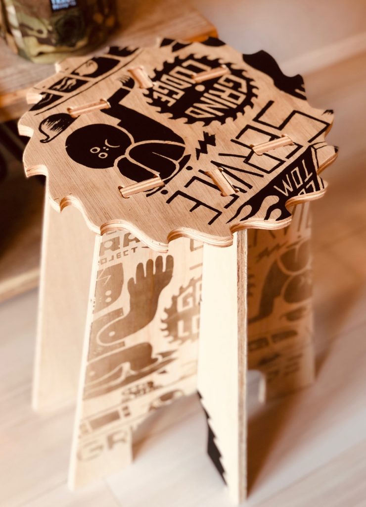 キャンプサイトがおしゃれに輝くギア3選 | アーベイキャンプ