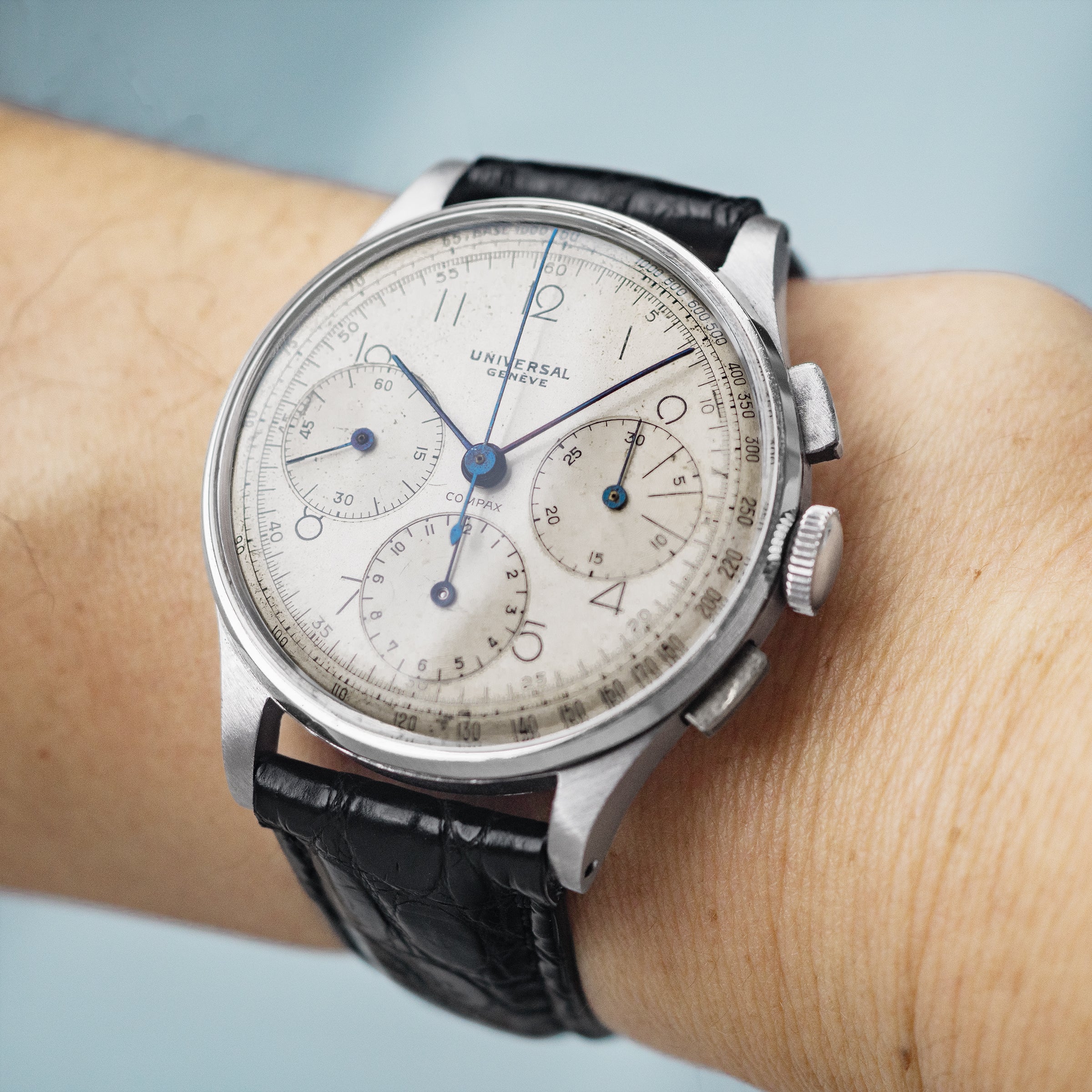 No. 264 / Universal Geneve Compax - 1941 – From Time To Times