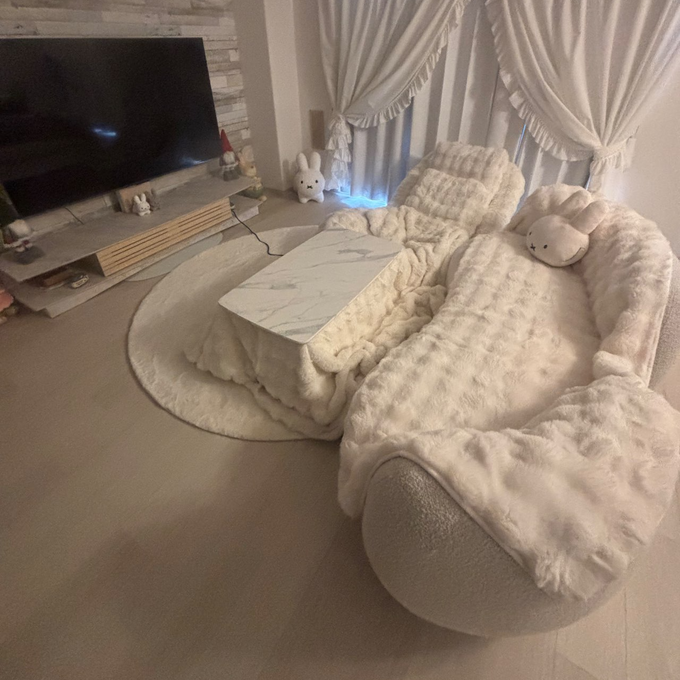 季節を問わず、ずっと使える。高さを変えられる2WAY仕様のこたつ