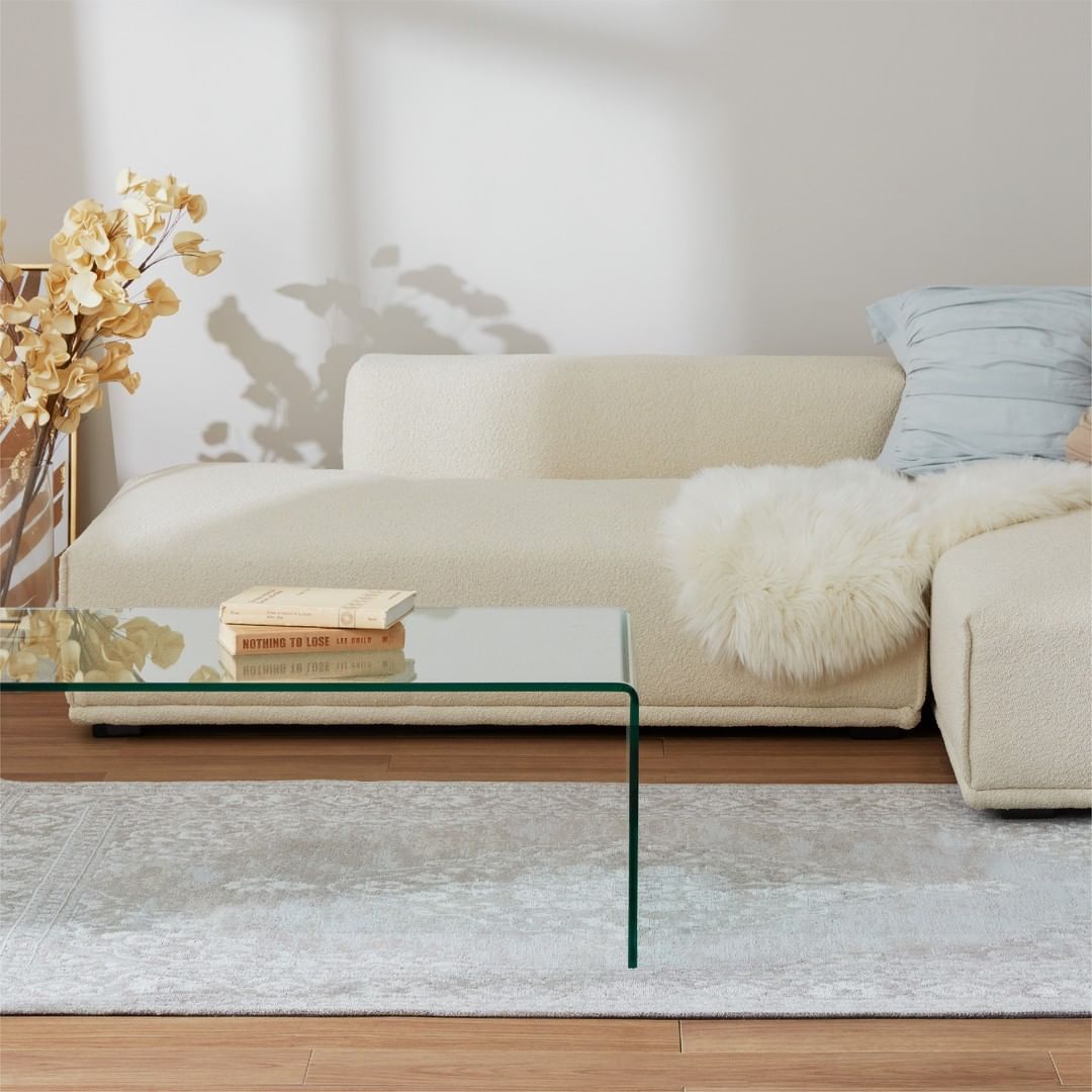 家族で集まるリビングにぴったりのメーネソファ | Francfranc（フラン