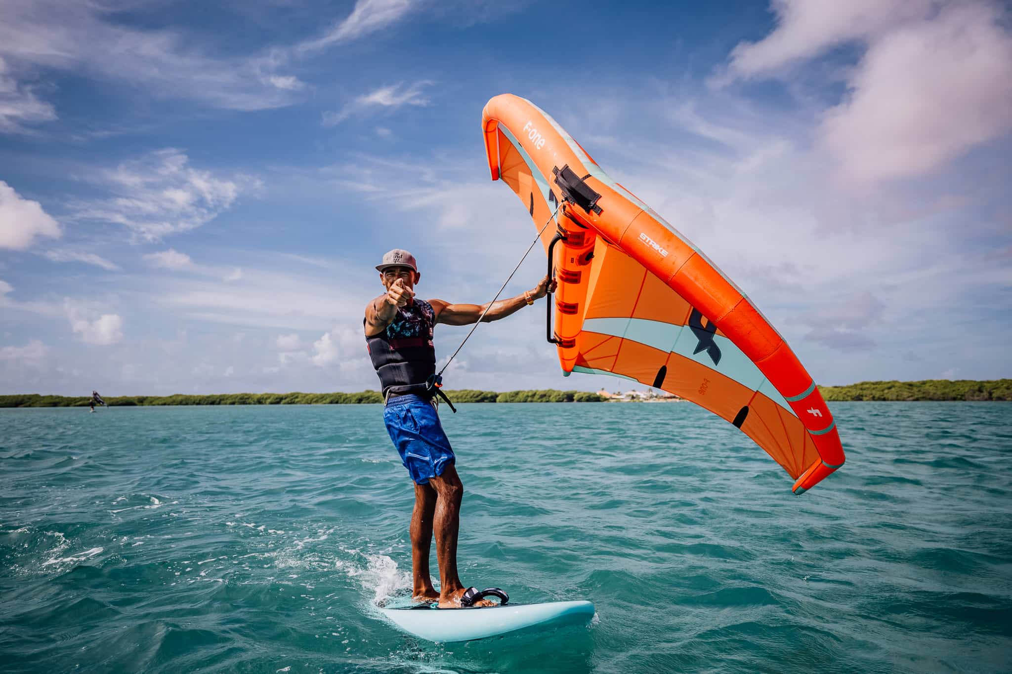 Wing Foil Intermediate – The Frans Paradise