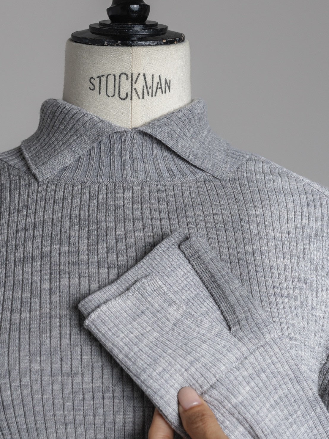 DOUBLE RIB TURTLE/Light gray – FREY.online