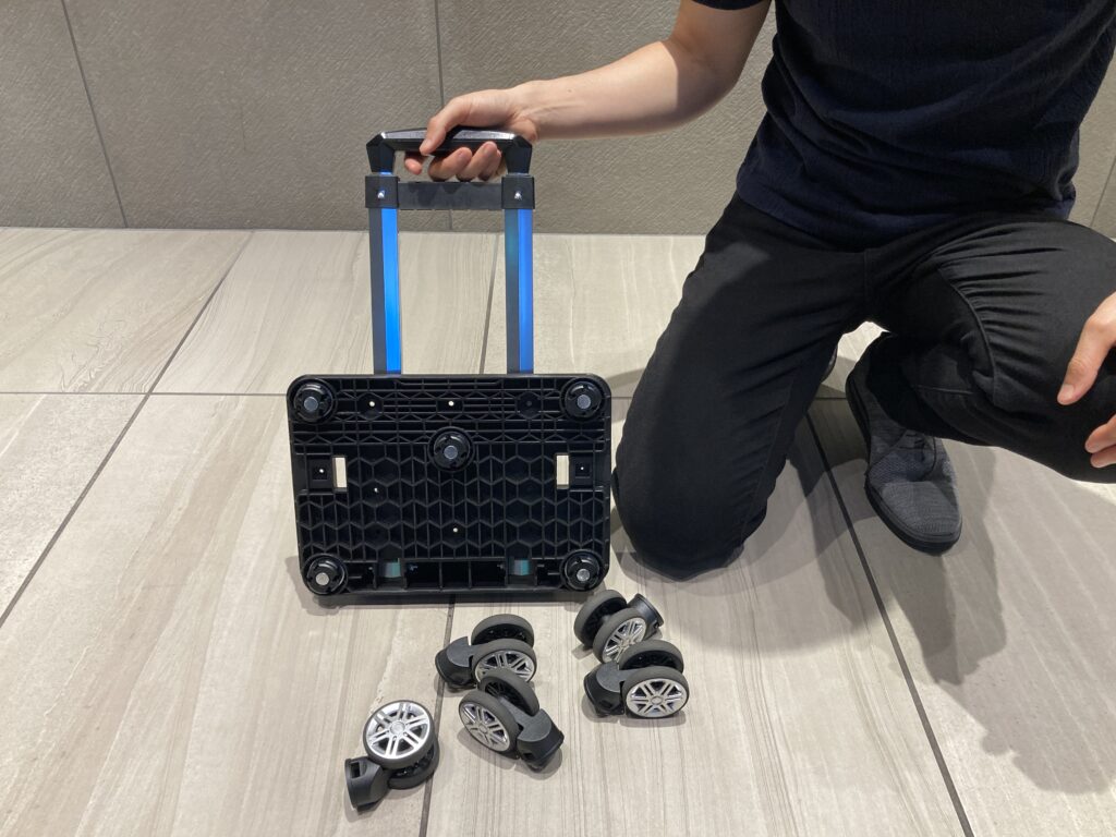 完全オリジナル！ 拡張型ソフトスーツケース「TRIPLUS（トリプラス