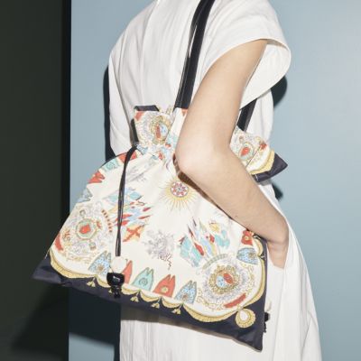 TOPKAPI(トプカピ)の【TREASURE TOPKAPI】マイルドサテン スカーフ柄