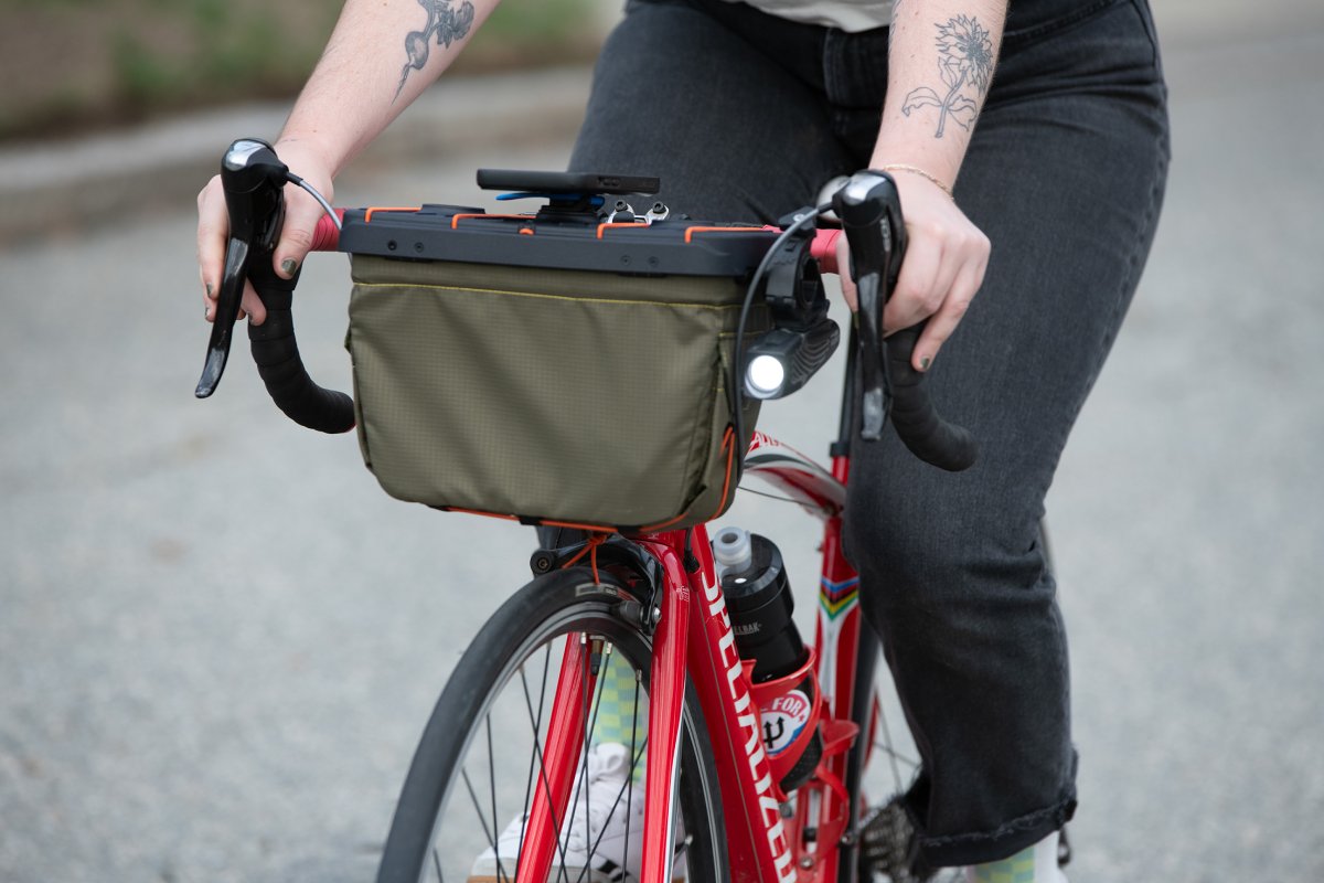 ルートワークス、大容量ハンドルバーバッグ「The BIG Handlebar Bag