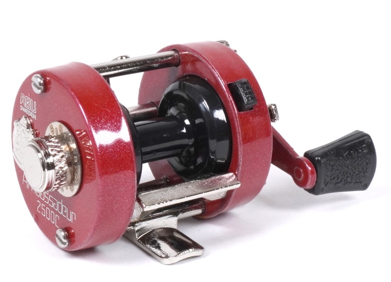 アブ・ガルシア100周年記念『1/2スケールambassadeur2500Cミニチュア