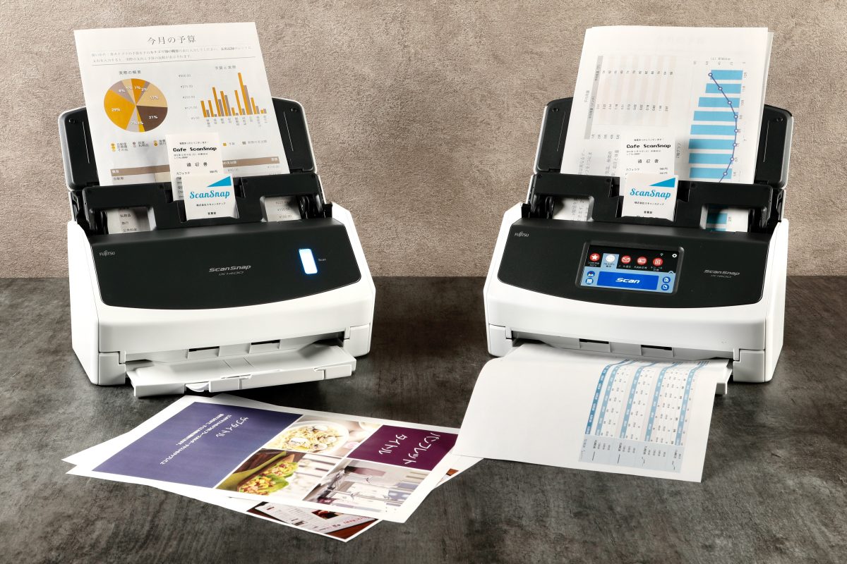 ScanSnapにシンプルな新型iX1400登場。ケーブル1本で接続、ワンボタン