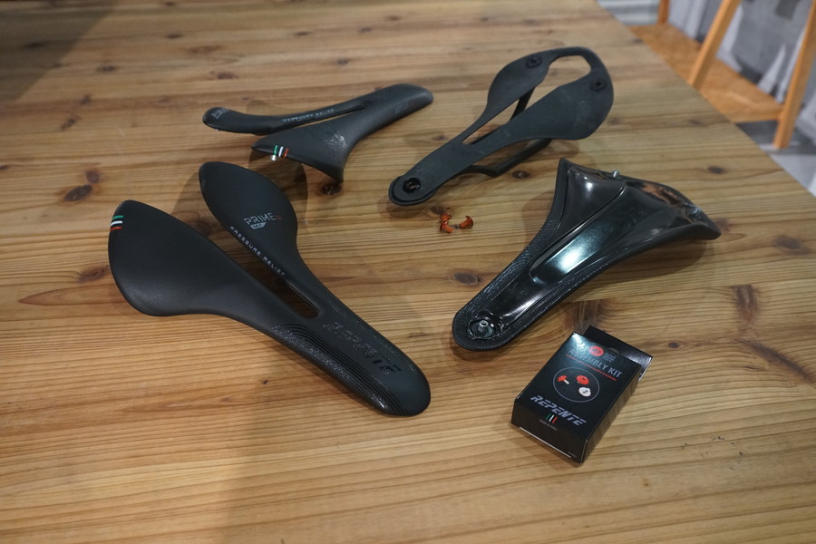 トップカバーが外せる!? イタリアのハンドメイドサドルブランド