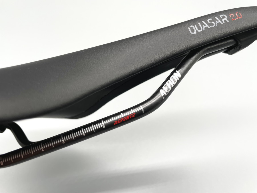 NJS認定を受けた高品質サドル「Quasar 2.0Crmy（クロモリ）」が新登場