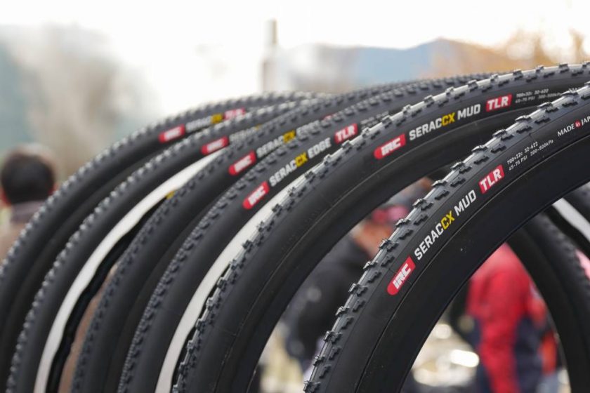 iRCタイヤ】シクロクロスタイヤがリニューアル /「SERAC CX TLR