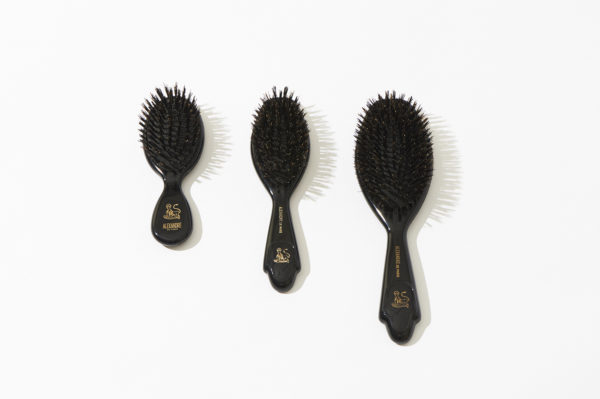 ラグジュアリーな《ALEXANDRE DE PARIS（アレクサンドル ドゥ パリ