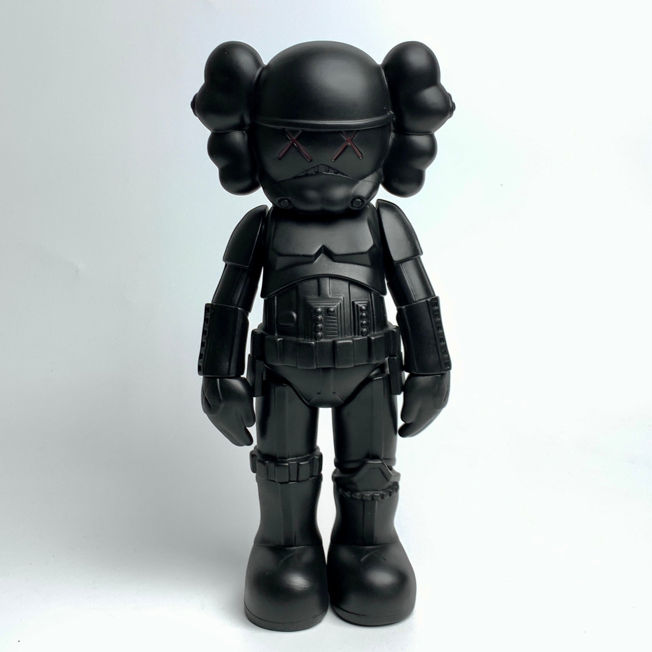 KAWS Companion Stormtrooper – FuGui Tide play