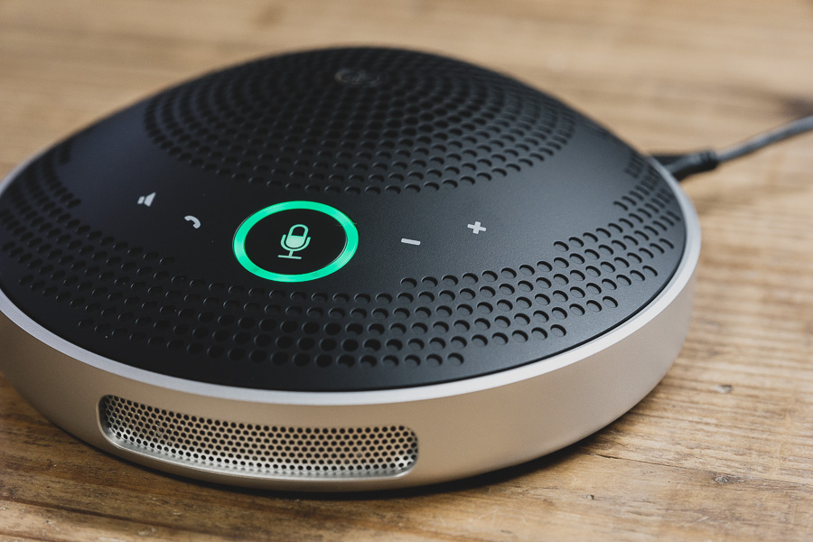 テレワーク用にヤマハのスピーカーフォン YVC-200 を購入｜FUJI X が