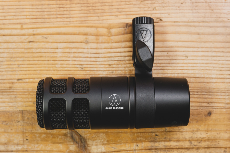 自宅でのテレワーク用にオーディオテクニカ「AT2040USB」を購入