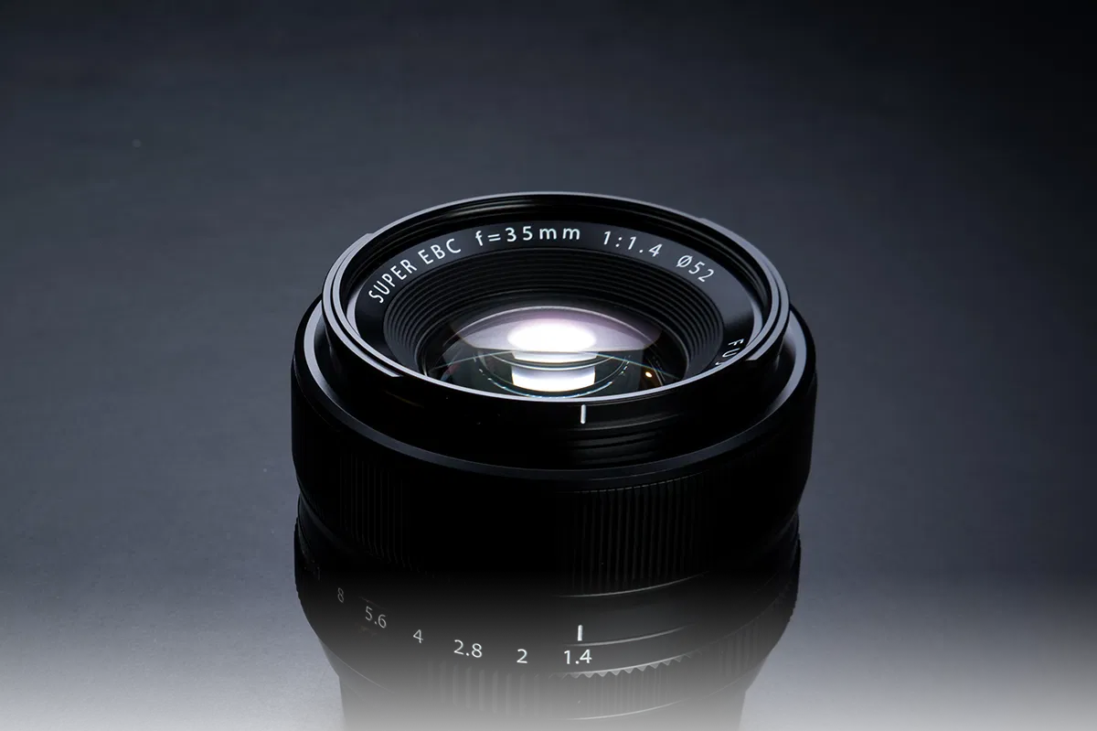 FUJINON XF35mmF1.4 R | Lenses | FUJIFILM X Series & GFX - USA