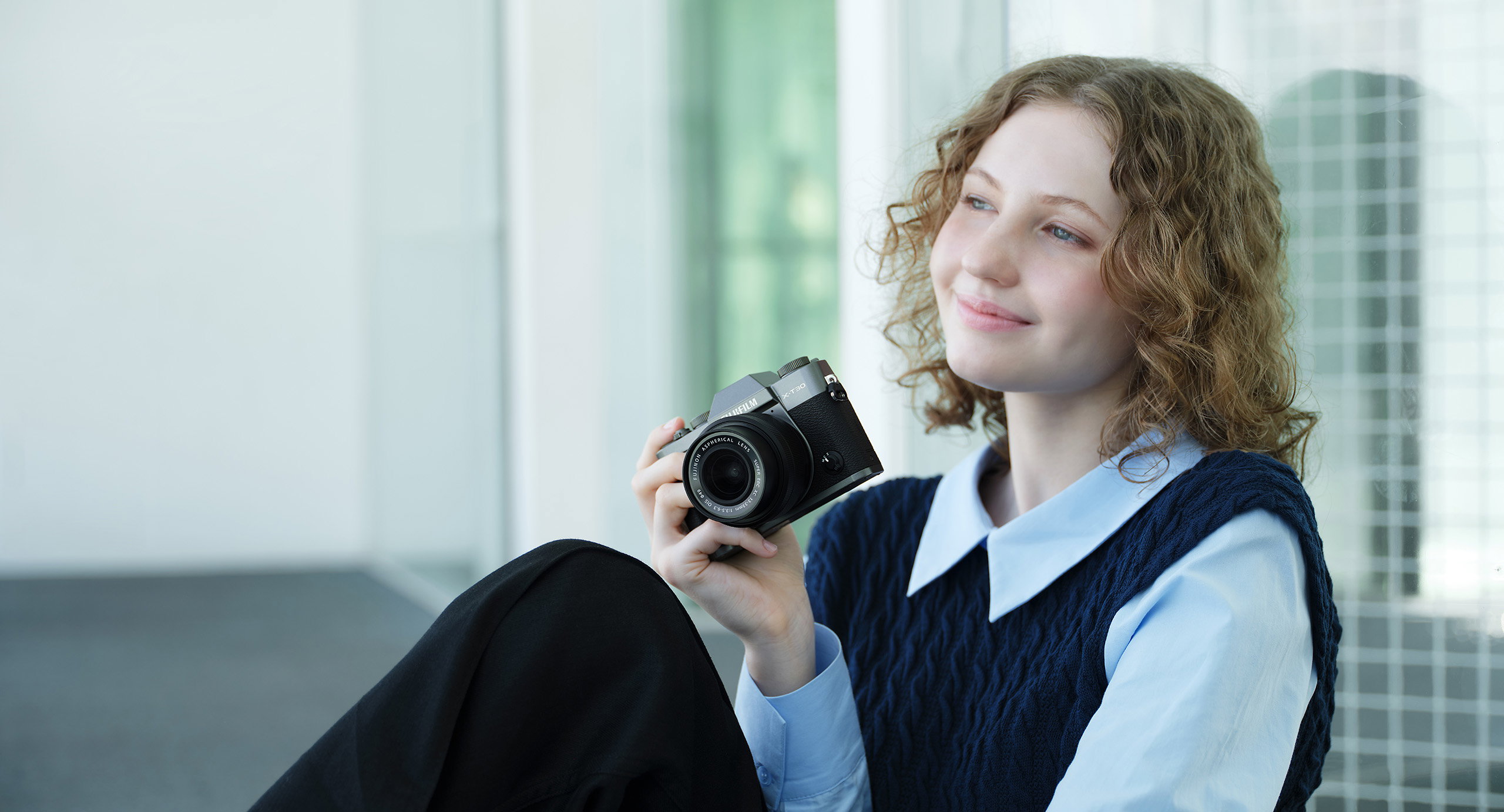 富士フイルム X-T30 III - ポケットサイズのクラシックなミラーレス