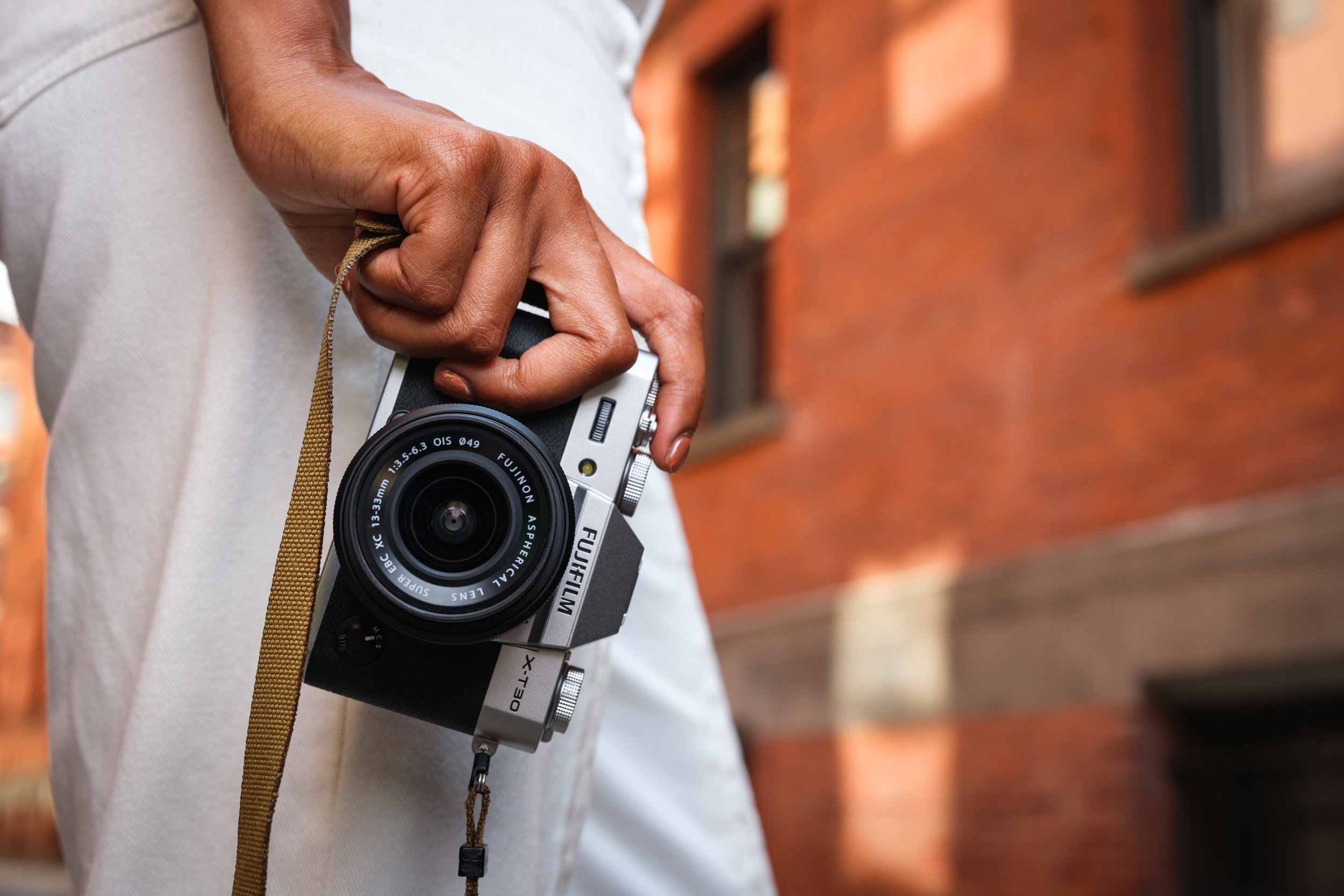 富士フイルム X-T30 III - ポケットサイズのクラシックなミラーレス