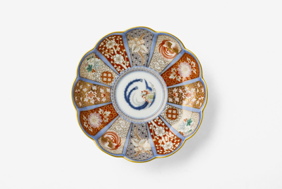 染錦金彩鳳凰 菊割紅茶碗皿 | 有田焼 深川製磁｜公式オンラインストア