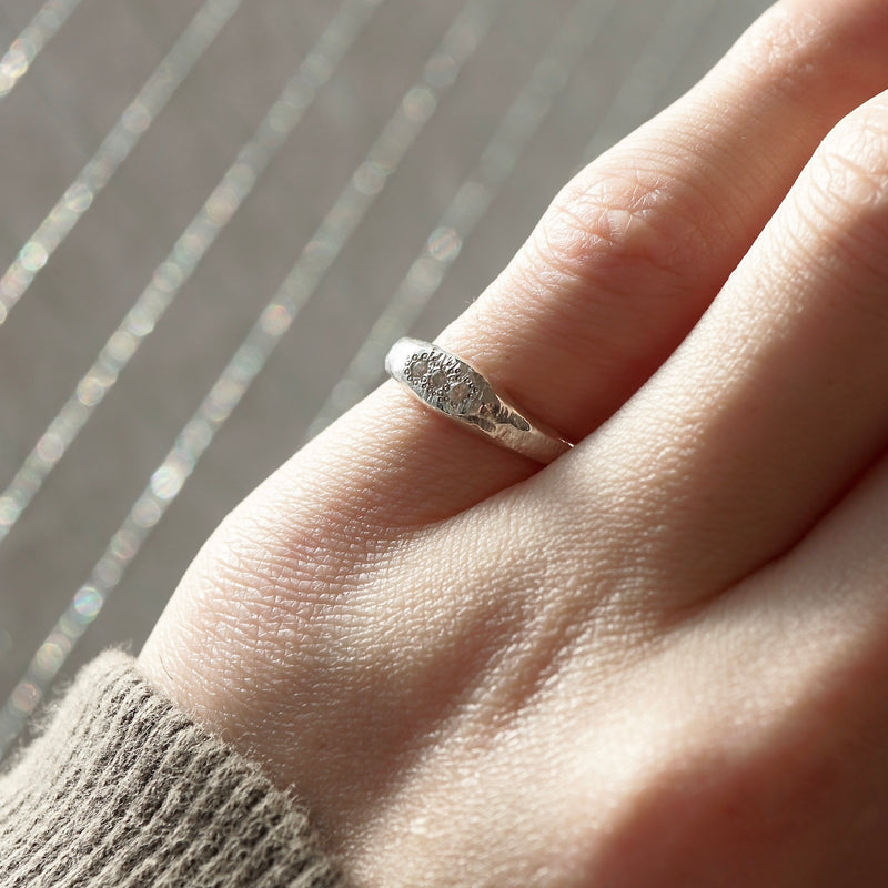 MIKU FUKAMITSU / 火粒 – Fuligo / Fuligoshed