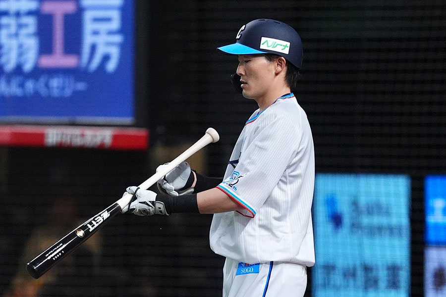 西武痛手、源田が「右大腿前部の張り」で抹消 負傷交代の鷹正木や燕