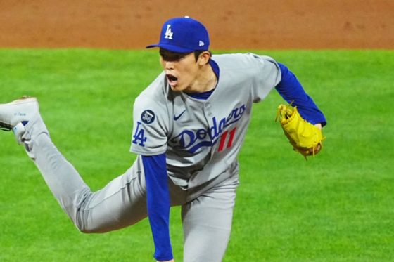 佐々木朗希がメジャー初セーブ 最速162.5キロで圧倒…大谷翔平のPS初