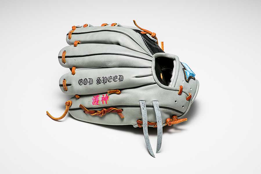 広島・菊池涼が明かしたグラブのこだわり 「一番重要なのは人差し指