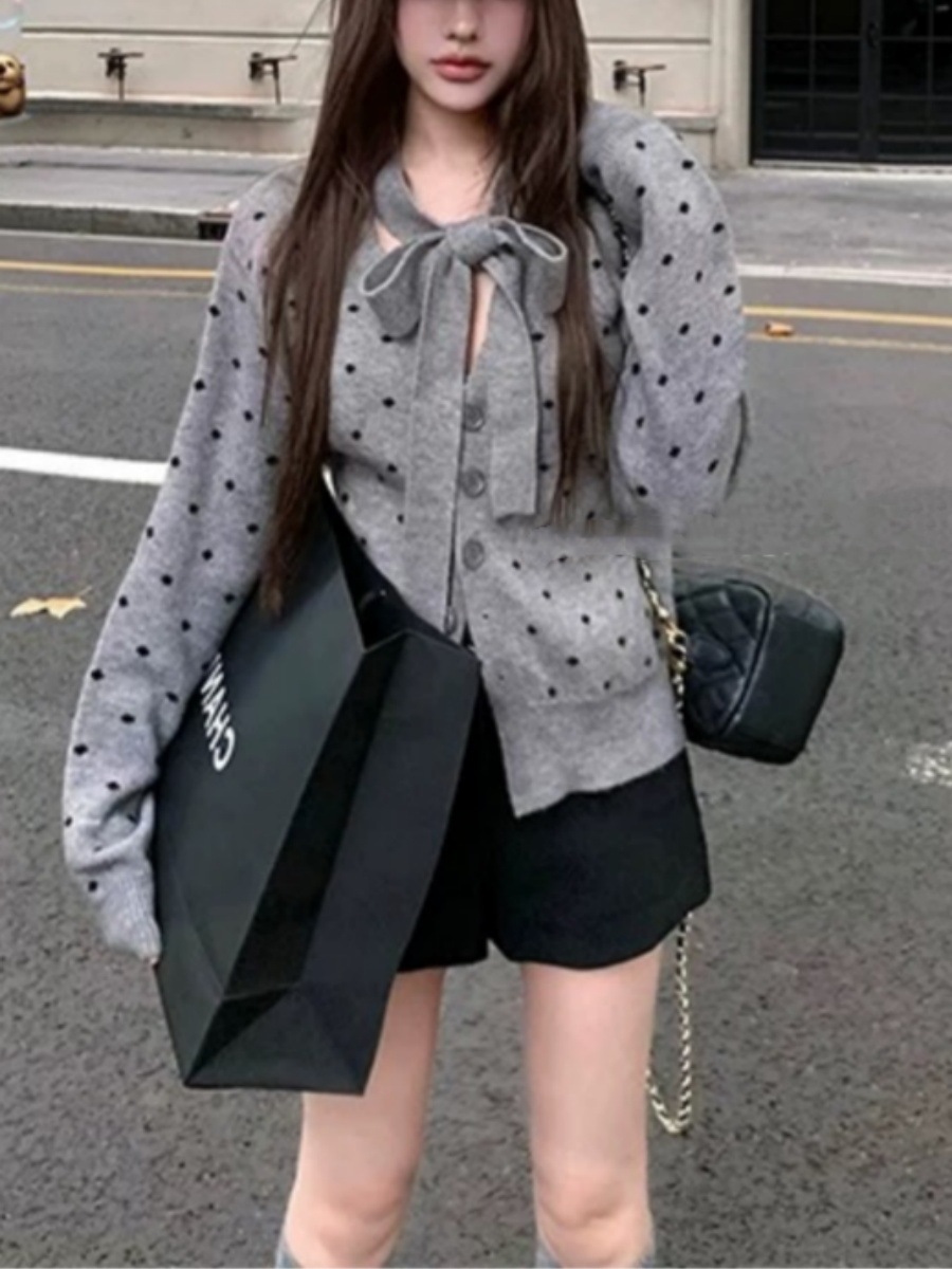 ニットでつくるフェミニン＆上品な大人可愛い冬スタイル - 大人