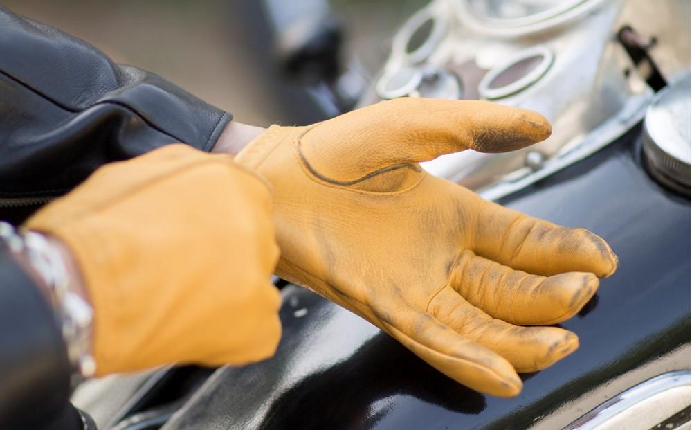 LAMP GLOVES -UTILITY GLOVE SHORTY-(カラー：キャメル／サイズ：L