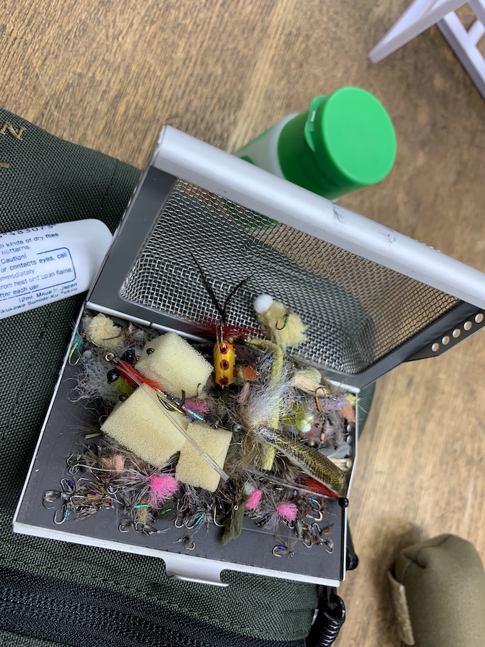 やばい虫かごくん | フライの雑誌社