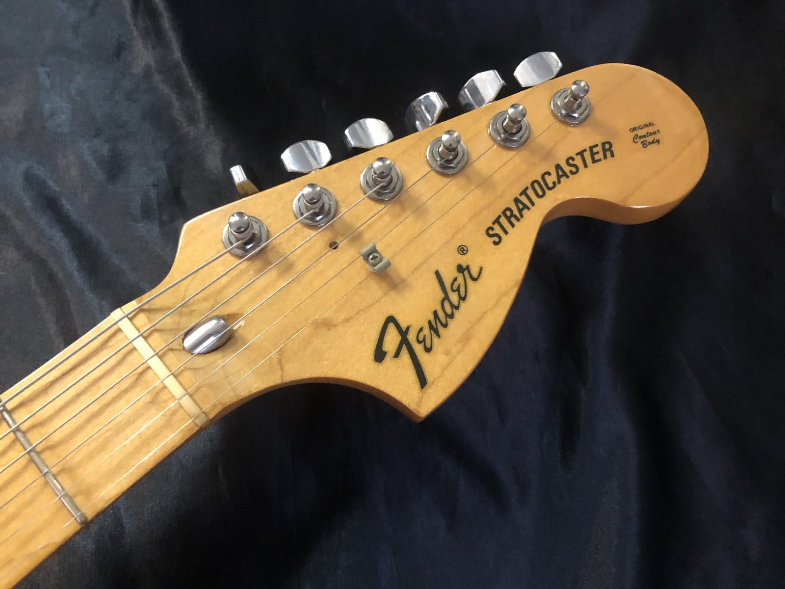 Fender Japan / ST72-86DSC ラッカー塗装 - HR/HMギター専門店 FUTURE