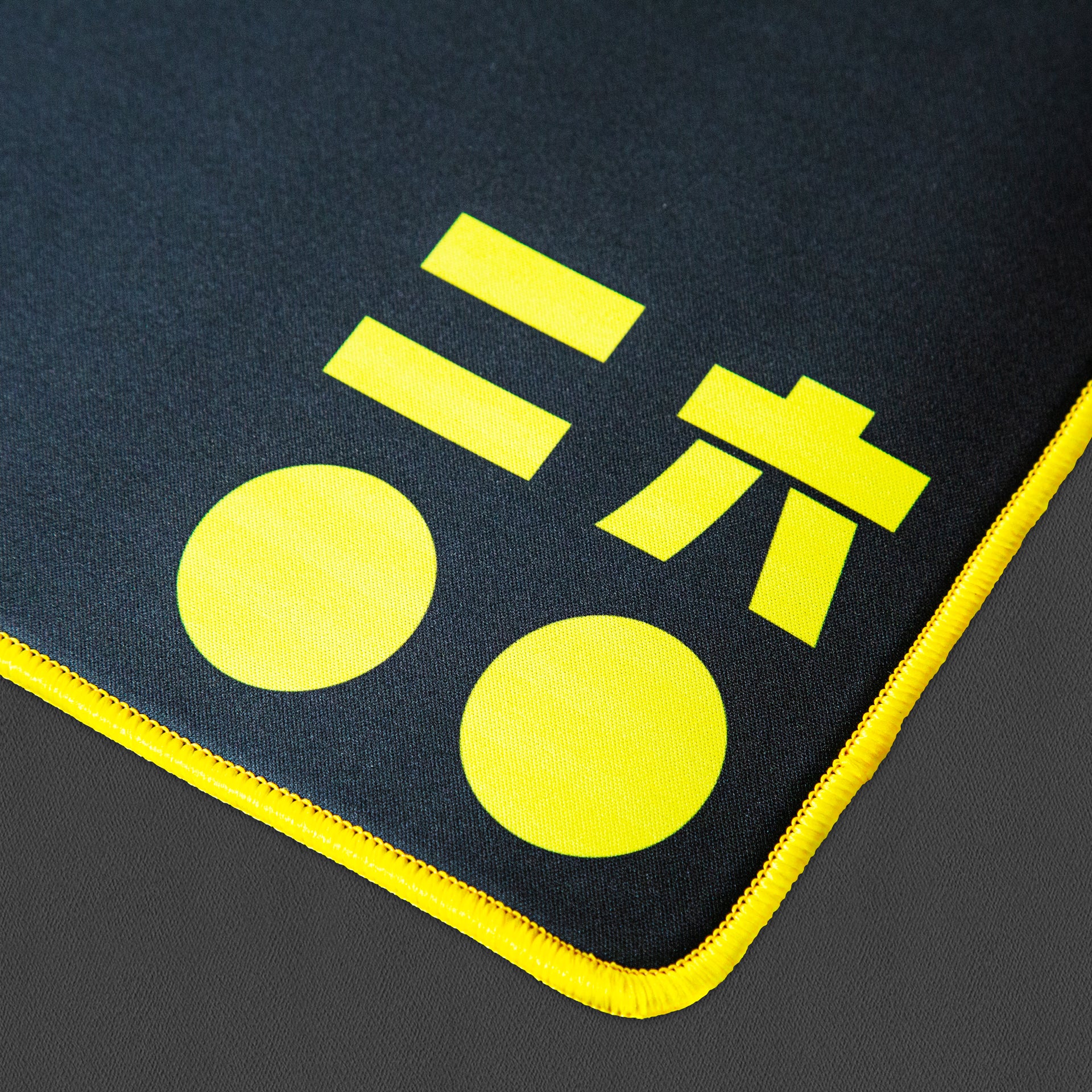 二六〇〇 マウスパッド – FUTAROKU