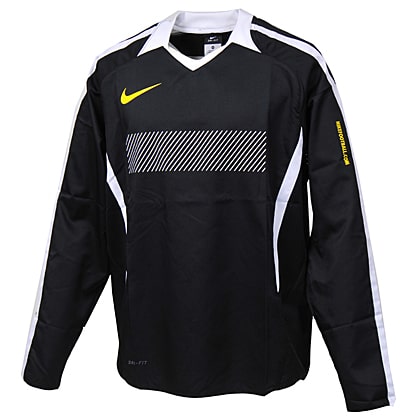 ナイキのNFTBコレクターがNIKEフットサルウェアを紹介