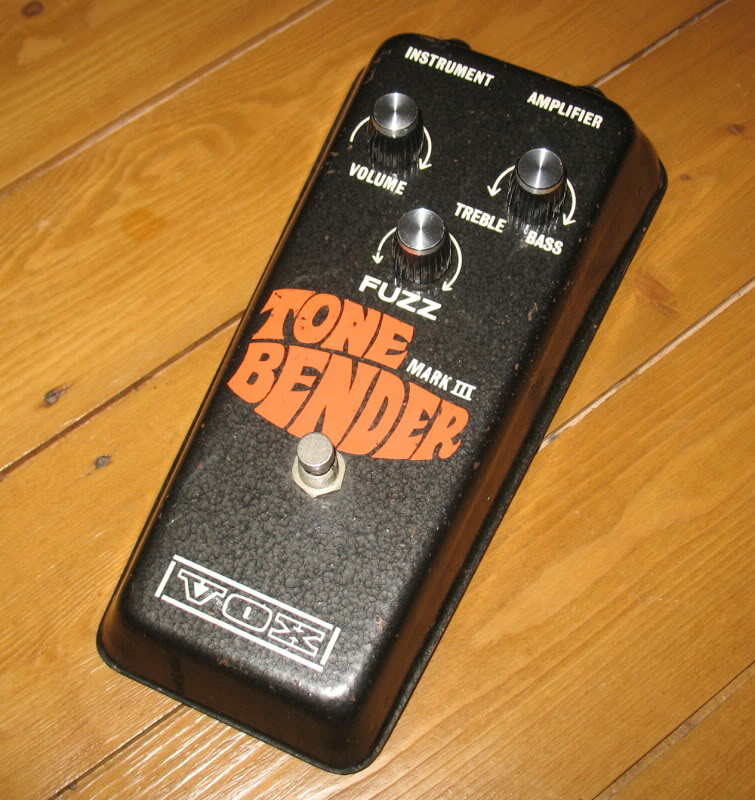 Vox Tone Bender MKIII • Fuzzboxes