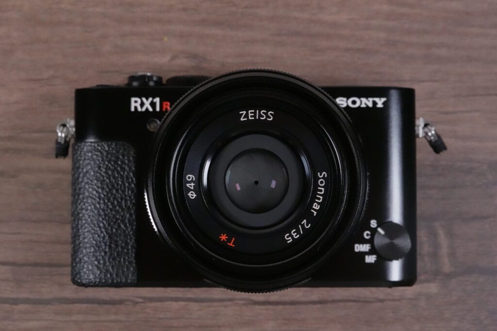 SONY RX100 Ver. 2.00を2024年に購入した話。初代RX100はRX100M7のサブ