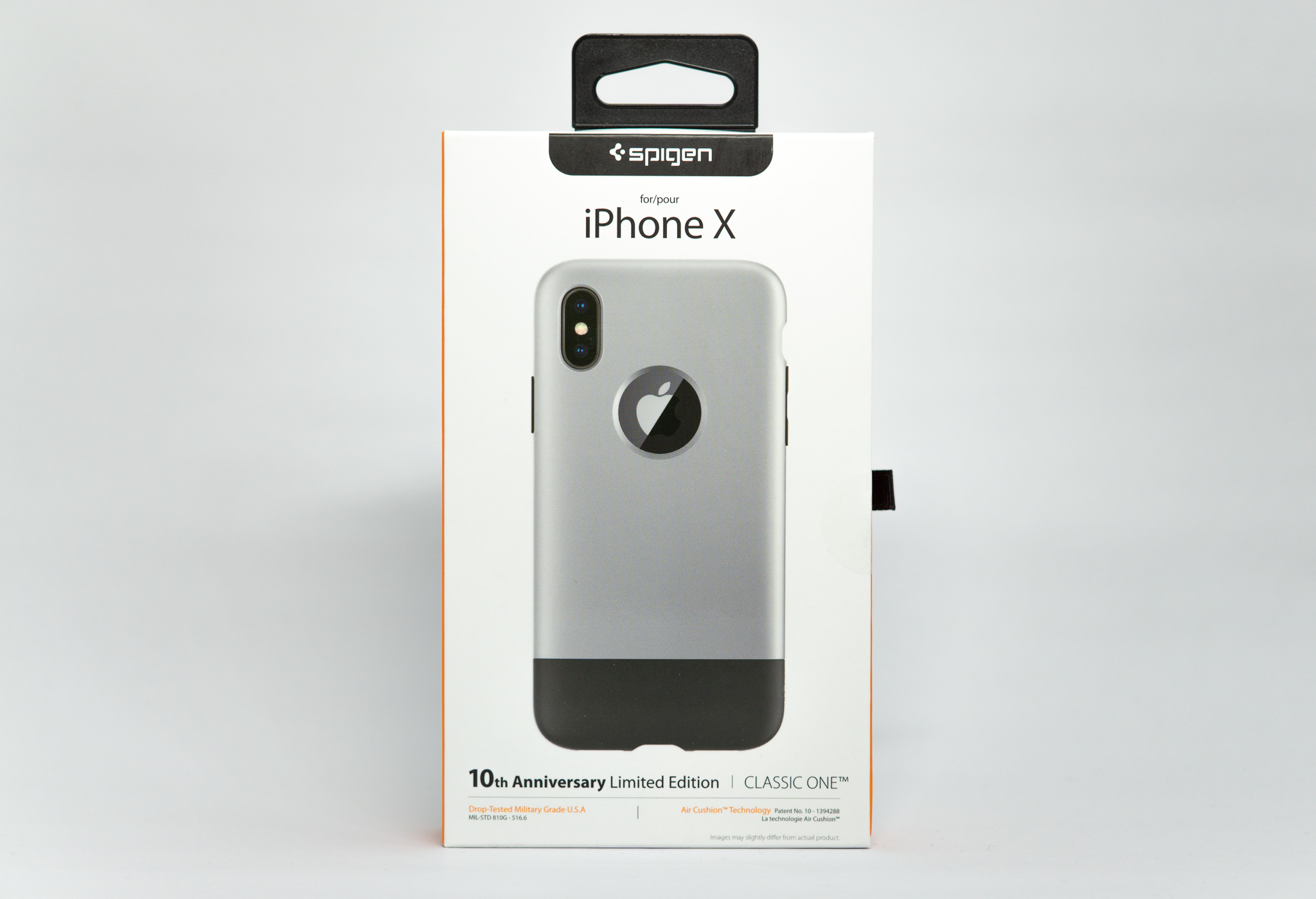 iPhone X用の初代iPhone風ツートンケース「Classic One」を試す