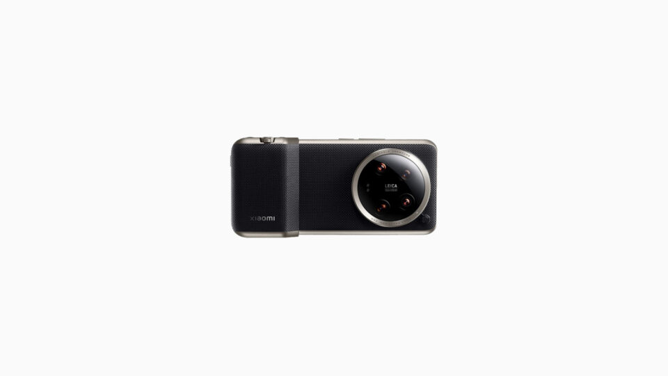 定価約20万円のXiaomi 14 Ultra+Photography Kitの未使用品が139,800円