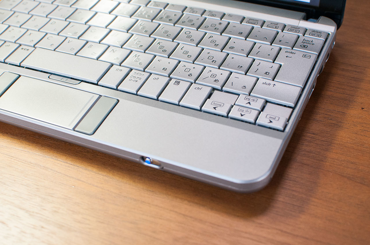 HP Mini 2140」 で MacOSの夢を見るメモ: ガジェットレビュー