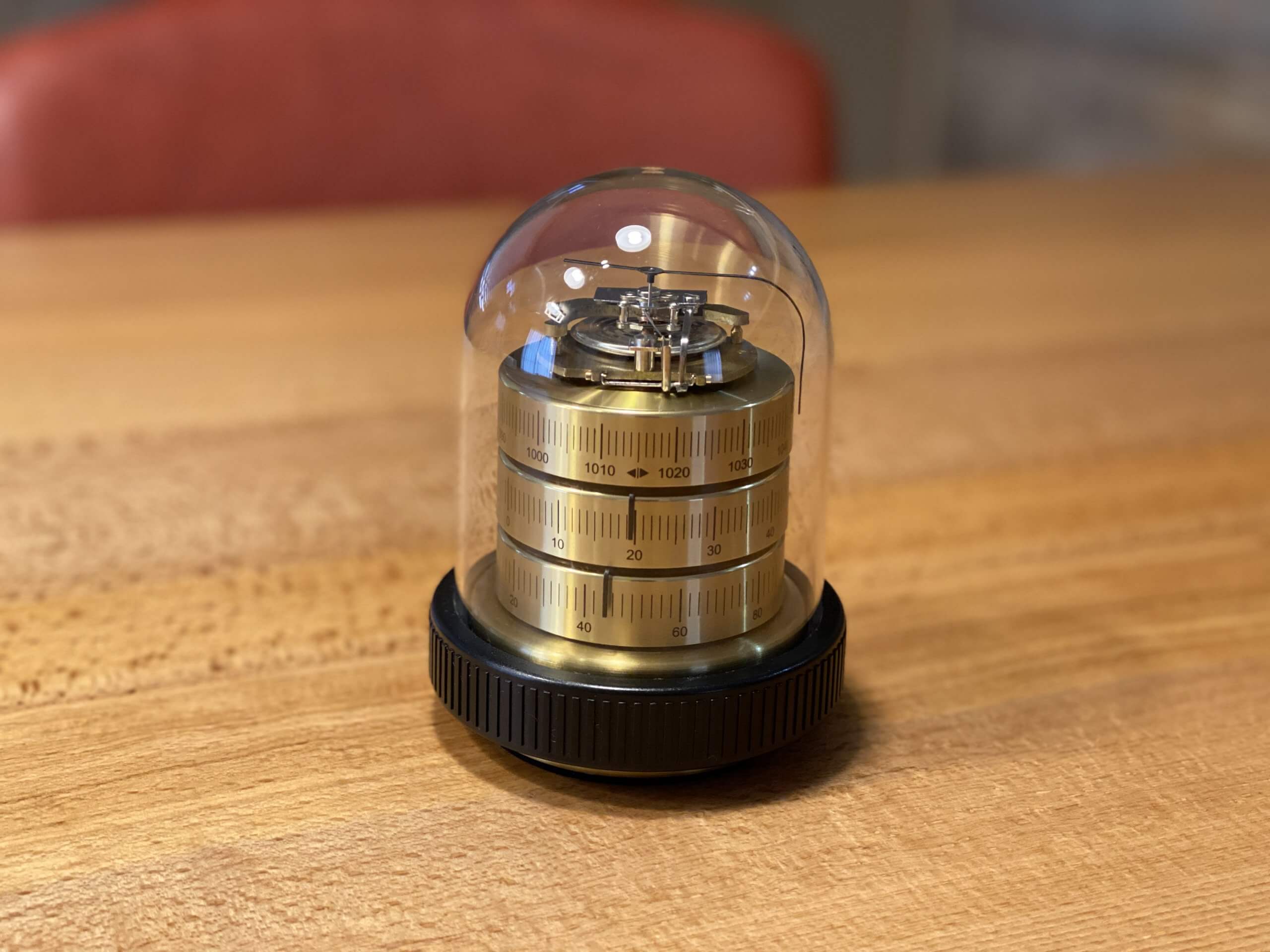 BARIGO バリゴ 温湿気圧計 レビュー】アクリルと真鍮製の本体が美しく