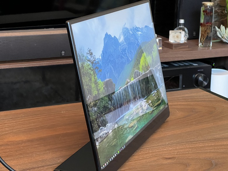 EHOMEWEI E160DSL レビュー】大画面で作業がはかどる！USB-CとMini