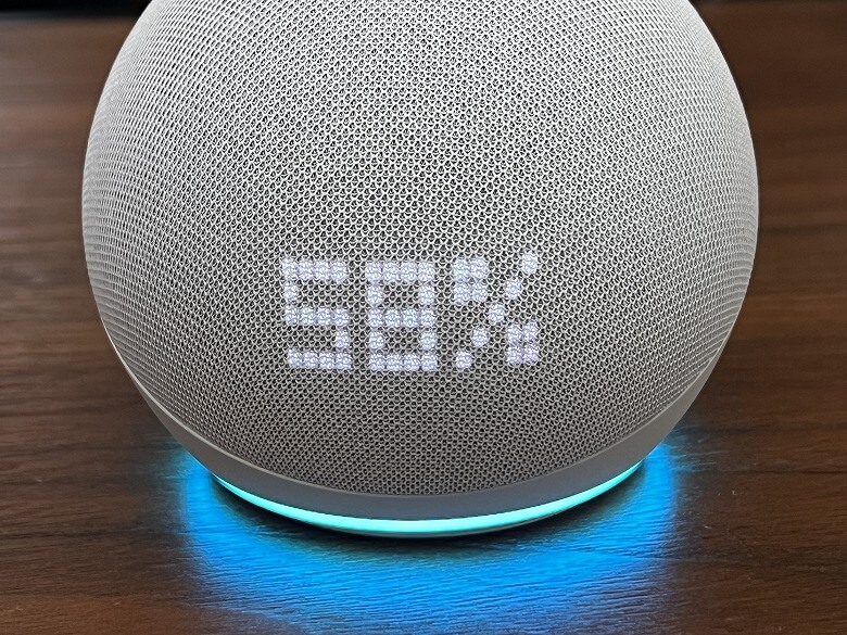 Amazon Echo Dot with clock 第5世代 レビュー】かゆいところに手が