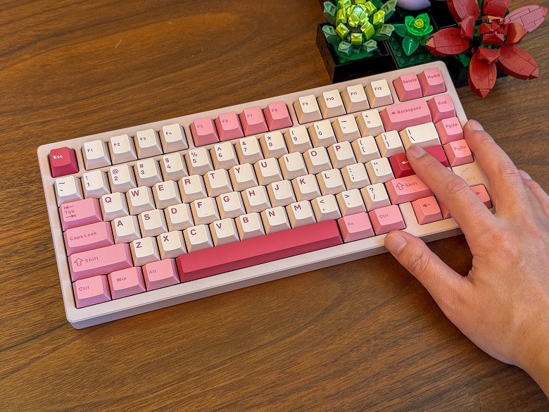 Rainy75 Pro レビュー】打鍵感はまるで雨音！？豊富なバリエーションと