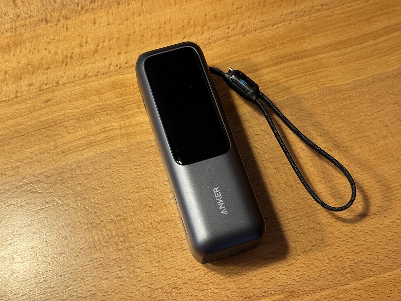 Anker Power Bank（25000mAh, Built-In & 巻取り式 USB-C ケーブル