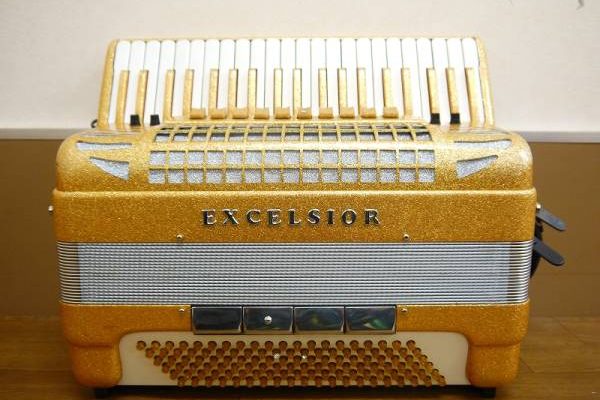 EXCELSIOR/エキセルシャー アコーディオン Mod.303 - 楽器の買取屋さん