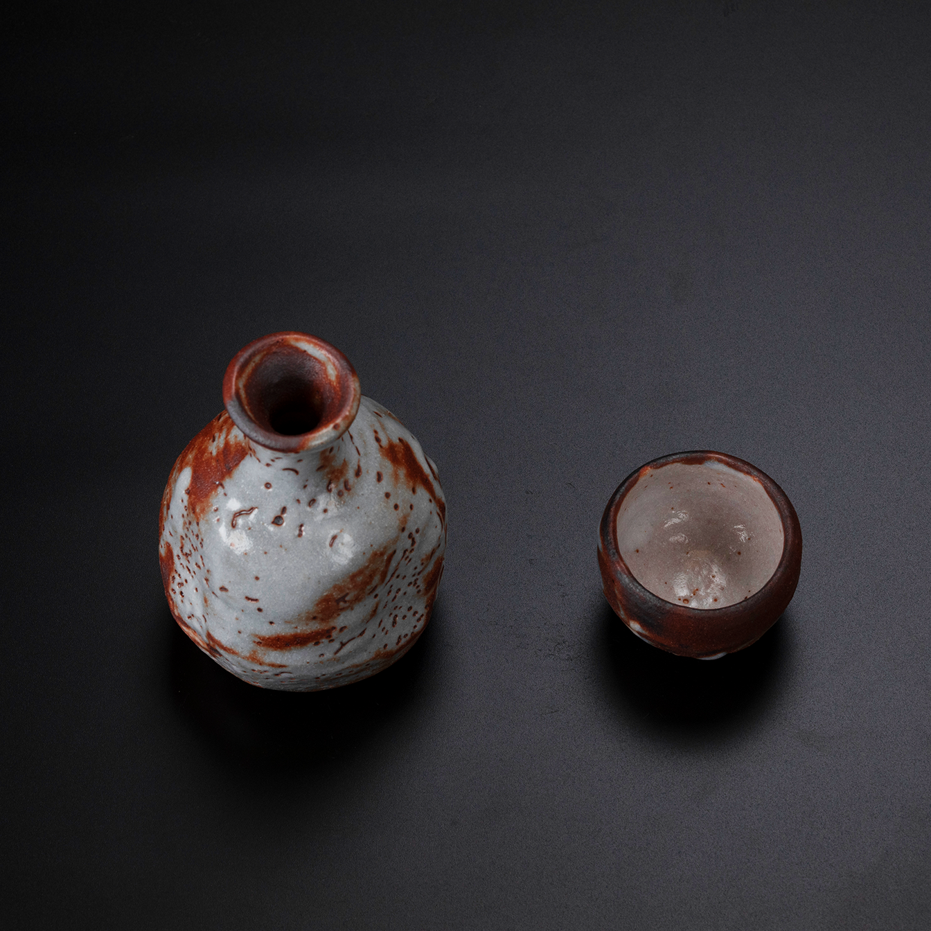 志野の徳利とぐい呑み｜侘び寂びを映す日本の高級酒器セット