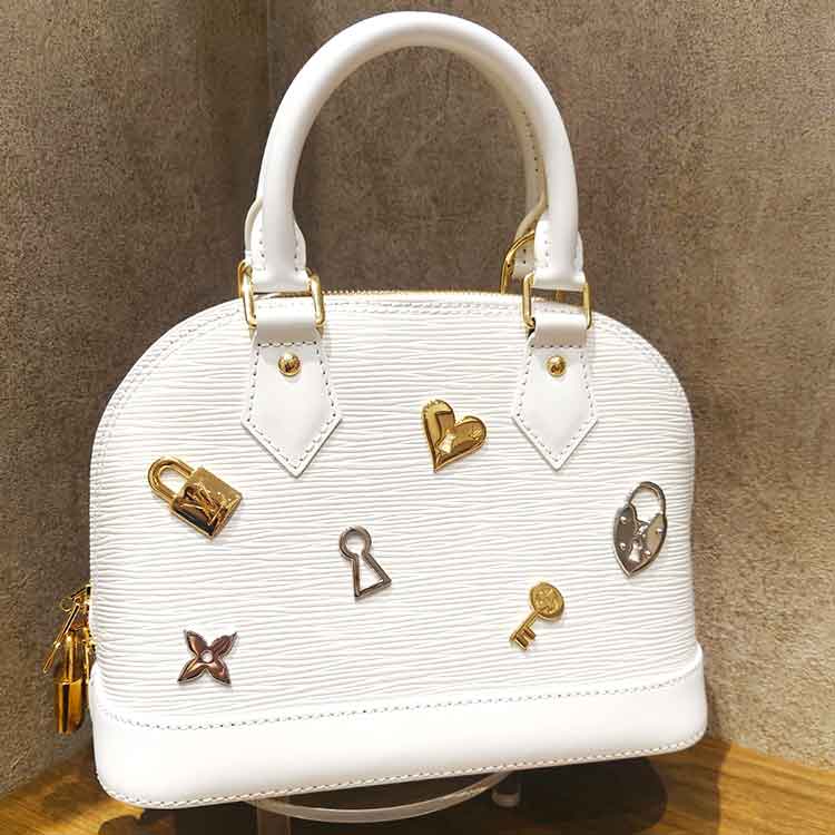 ヴィトン バレンタイン限定 ラブロック ハート キーホルダー