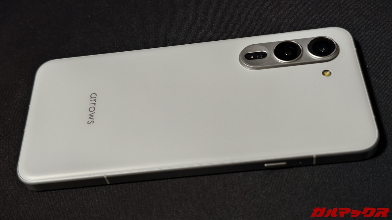 arrows Alphaの本音レビュー！6.4型の頑丈ミドルハイスマホを試す。超