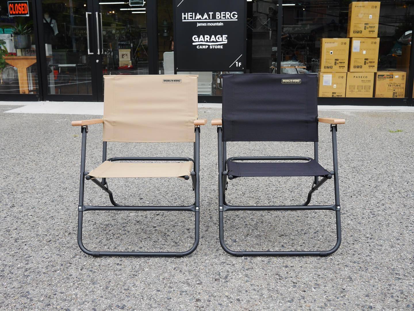 前回入荷時即完売したブルックリンワークスのチェアが再入荷です