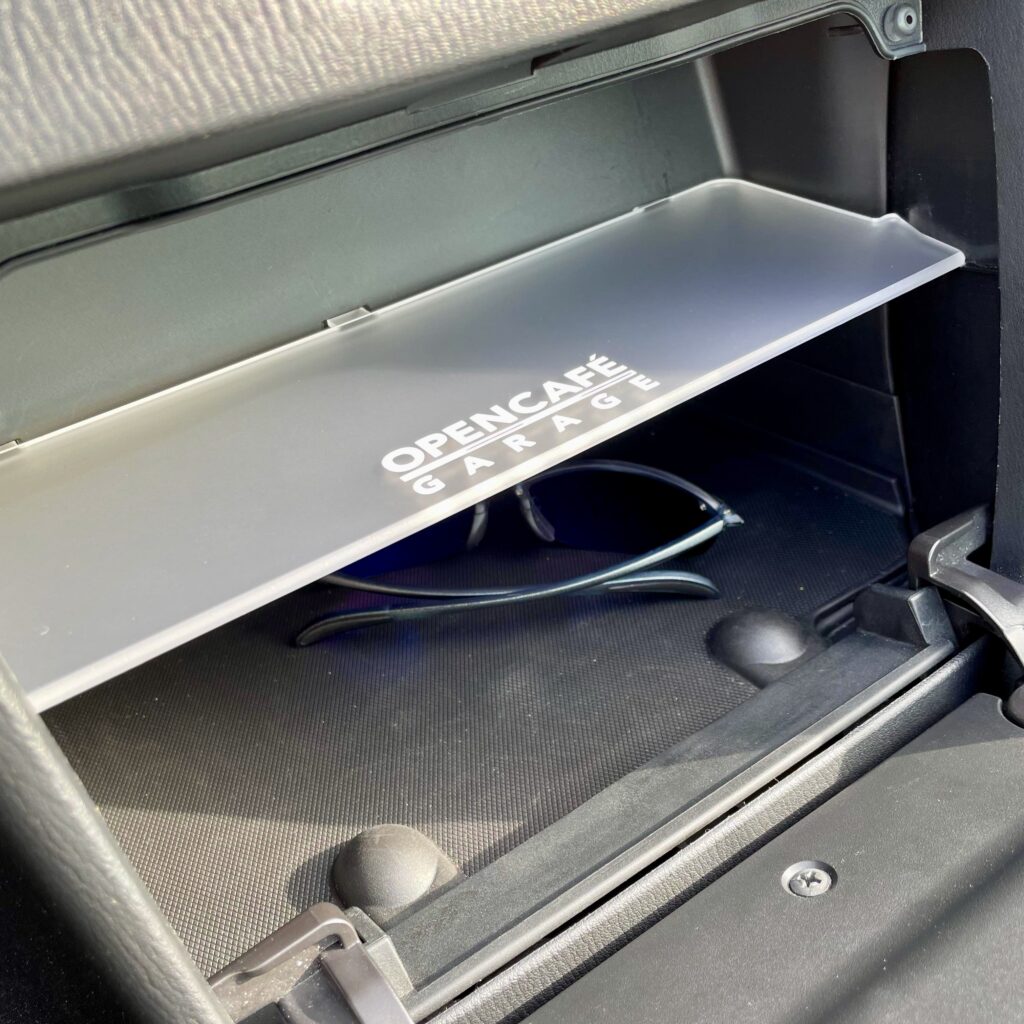 NDロードスター用リアコンソールトレー取り付けマニュアル │ OPENCAFE