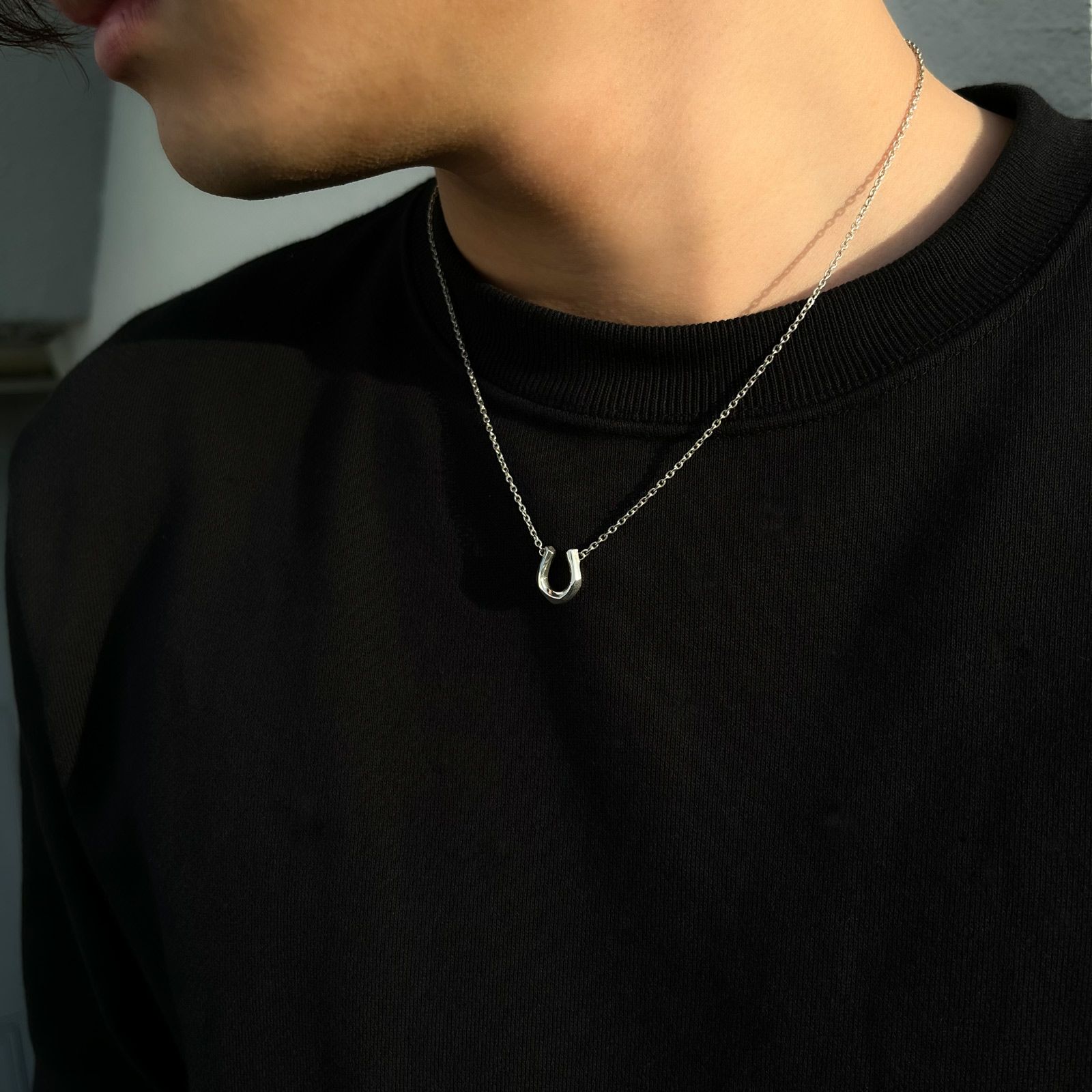 Crockery Horseshoe Pendant [2 pcs set] | GARNI ONLINE STORE